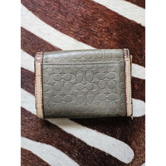 Vintage Y2K Coach Embossed Logo Patent Leather Bifold Wallet - Picture 2 of 4